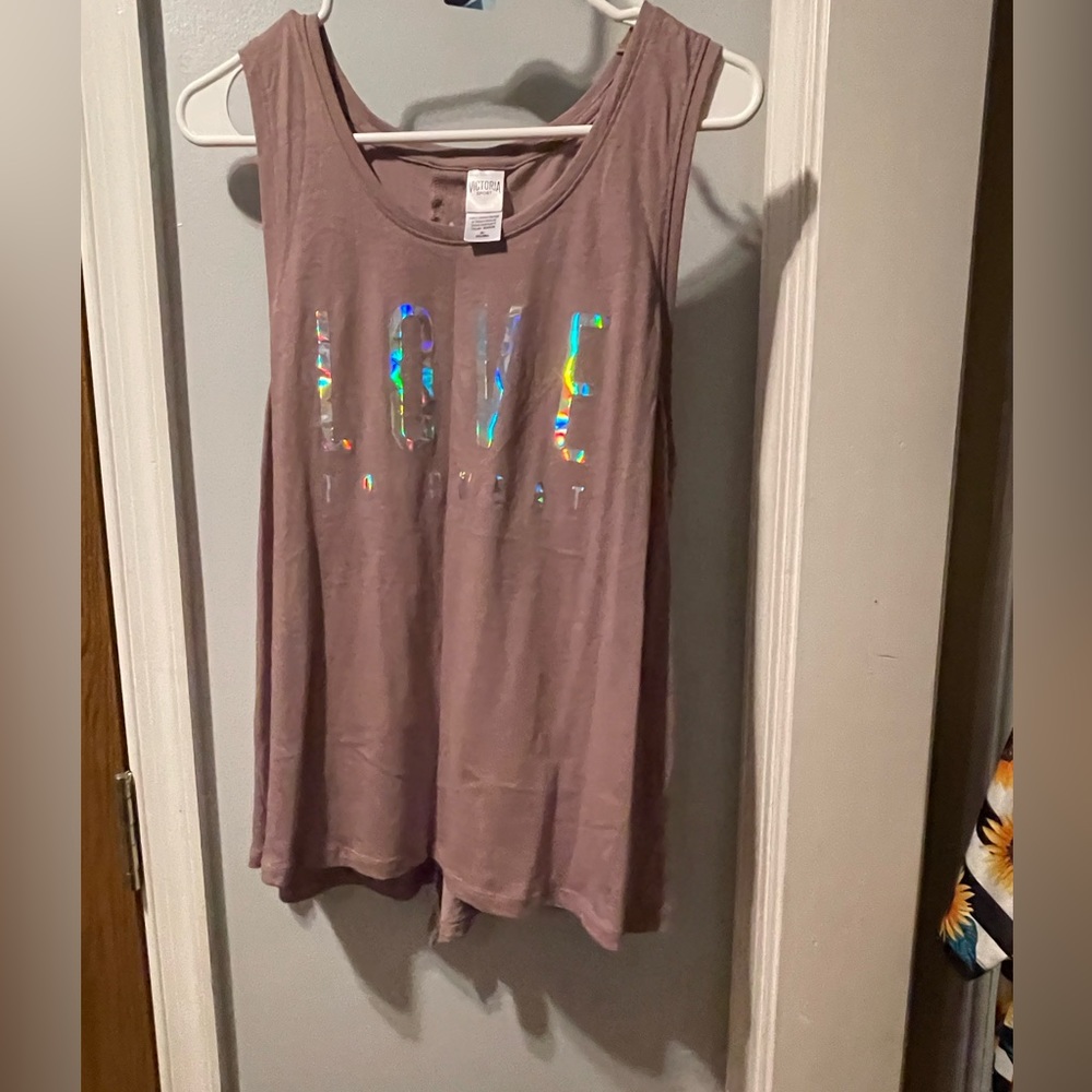 Victoria sport tank top size medium